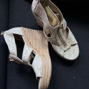 Michael Kors white and tan wedge summer heels
